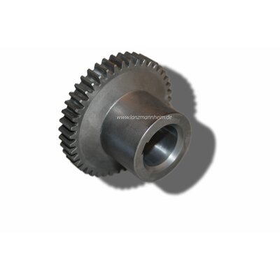 Roue dente (z=44) sur le 1er arbre de transmission  alsage conique