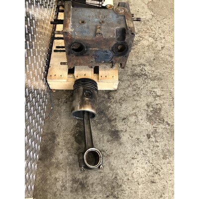 Cilindro, biella, regolatore, lubrificatore, d2416