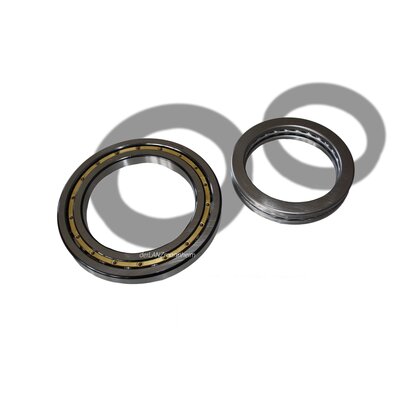 Set of longitudinal bearings and university end bearings