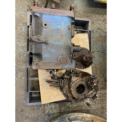 Cilindro, tapa de control, bombas, revisin de la culata d2216