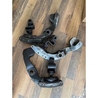 Overhaul clutch shoes d7506