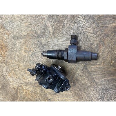 Rvision du lubrificateur et de linjecteur d4016