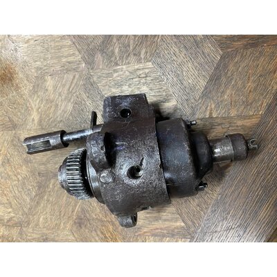 Revisione della pompa dellolio d7506