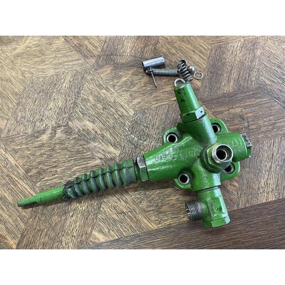 Rvision de la soupape de commande hydraulique du moteur diesel