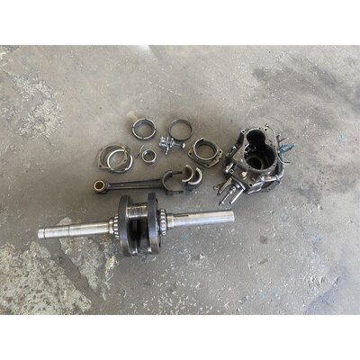 Repair overhaul engine d2016