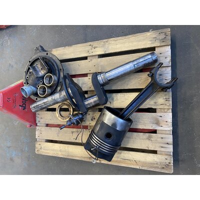 Rvision remise en tat vilebrequin, chapeau de palier principal, entranement du lubrificateur, pompe  huile, piston, bielle Ursus