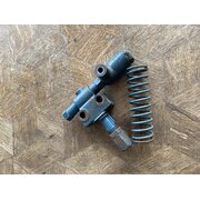 Rvision de la pompe  carburant d5506