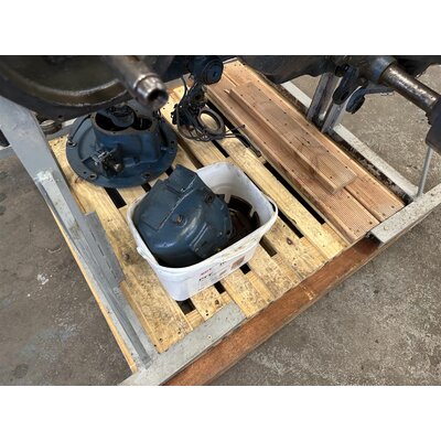 Revisin caja de cambios, tapa cojinete principal, bombas d6516