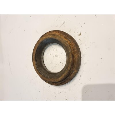 Anello di copertura sul mozzo dellassale anteriore