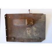 Support bracket for oil tank