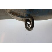 Support bracket for oil tank