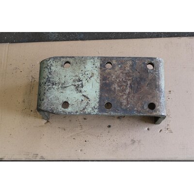 Hitch bracket f. field hitch..........support bracket