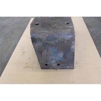 Etrier dattelage p. dispositif dattelage aux champs..........Equerre dappui pour dispositif dattelage aux champs