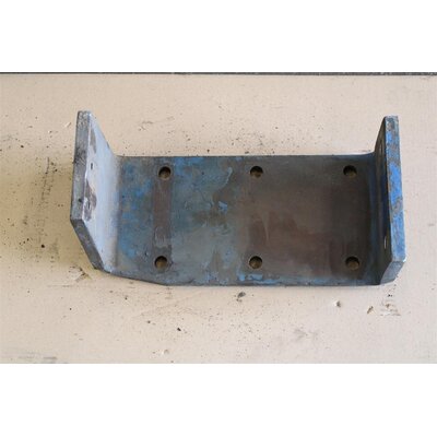 Etrier dattelage p. dispositif dattelage aux champs..........Equerre dappui pour dispositif dattelage aux champs