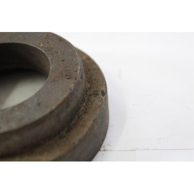 Ring to 1st gear shaft for alternator drive in d7506 to d 7531 to