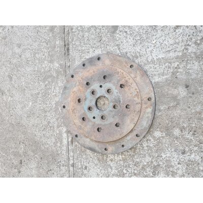 Wheel disc for mounting the rear wheels of the field, D440d32