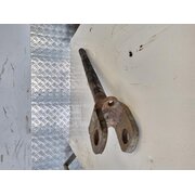 Front axle bolt with pusher