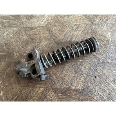 Rvision de la pompe  carburant d9506