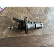 Revisin de la bomba de combustible d2416