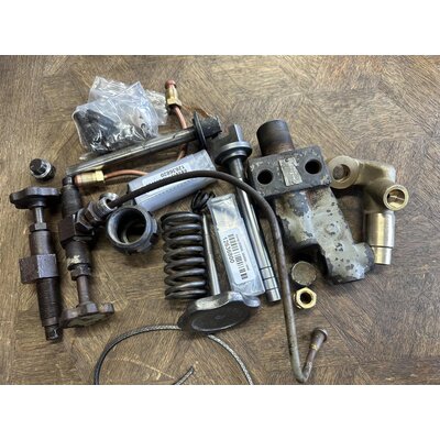 berholung Einspritzpumpe, 2 x Dsen D3506