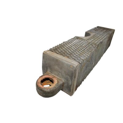 Khlerelement lang, 500mm (Augenabstand Mitte/Mitte), mit Einbuchtung