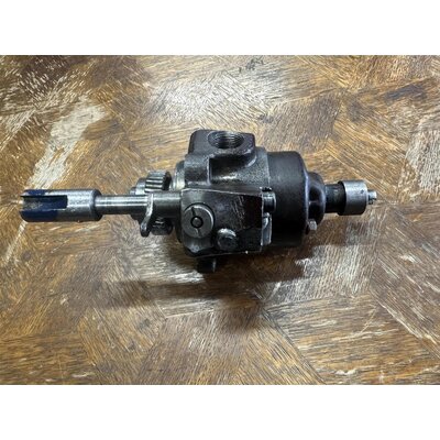 Rvision du lubrificateur Ursus c45