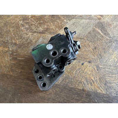 Rvision des pompes  huile d2416