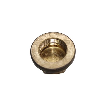 Radiator nut inch, thread and sealing surface OK, older reproduction