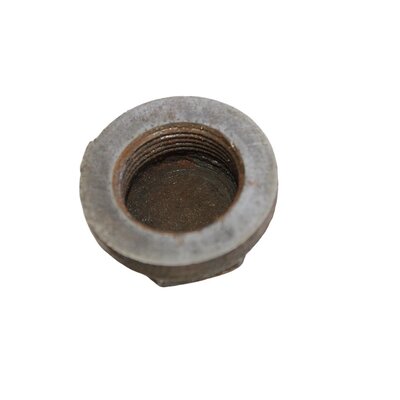 Radiator nut inch, thread and sealing surface in order