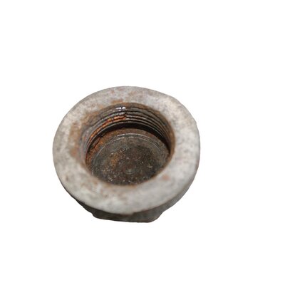 Radiator nut inch, thread and sealing surface in order