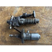 berholung Einspritzpumpe D2416 und Einspritzpumpe plus...