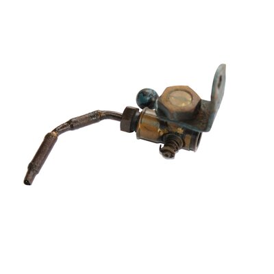 Robinet pour remplissage de petreulum