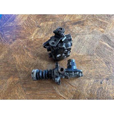 Rvision du lubrificateur et du lubrificateur de pr-pompage d2806