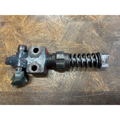 Revisione della pompa del carburante d7506