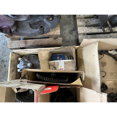 Overhaul differential, crankshaft, clutch d1506