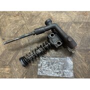 Revisione della pompa del carburante, pompa di iniezione...