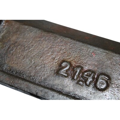 Ursus pump cover, crack-free