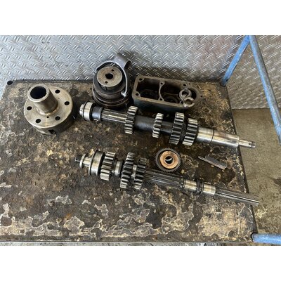 Rvision de 1-2 arbres de transmission Lanz d6516