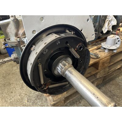 Systme de freinage au pied : rvision d1616-d2816