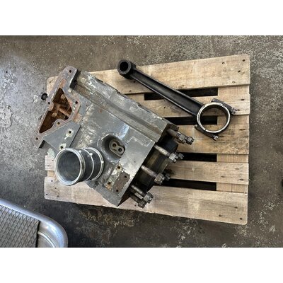 Overhaul cylinder/connecting rod Ursus