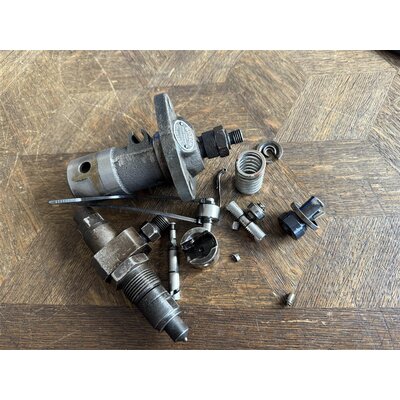 berholung Einspritzpumpe und Dse D1706