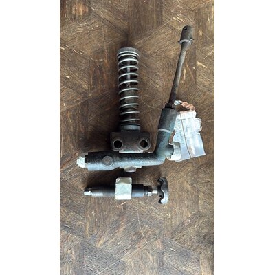 berholung Einspritzpumpe D9506