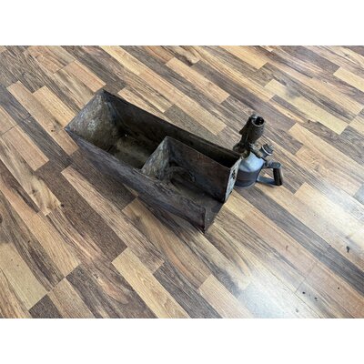 Nachbau Deckel Werkzeugkiste 12/20, berholung Heizlampe Lanz 26