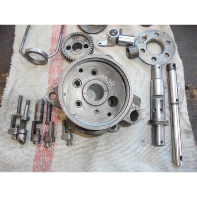 Rvision de la tte de prchauffage de la pompe  huile (dmontage/nettoyage/montage/rglage du banc dessai/rapport dessai)