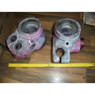 Assale anteriore: revisione delle nocche dello sterzo