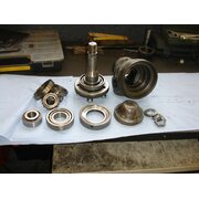 Assale anteriore: revisione delle nocche dello sterzo