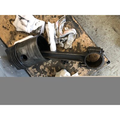 Renouveler le palier de bielle et le coussinet daxe de piston