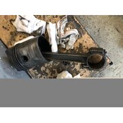 Rinnovare il cuscinetto della biella e la boccola dello...