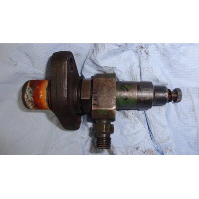 Cylindre de broyage, bielle de rvision, buse de carburant