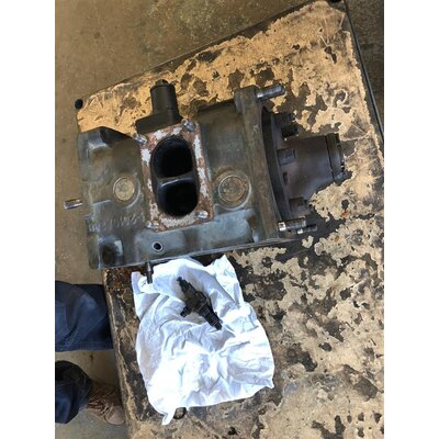 Zylinder, Kraftstoffdse D2016